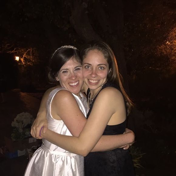 Profile Picture of Katie Glitz (@keglitz) on Poshmark