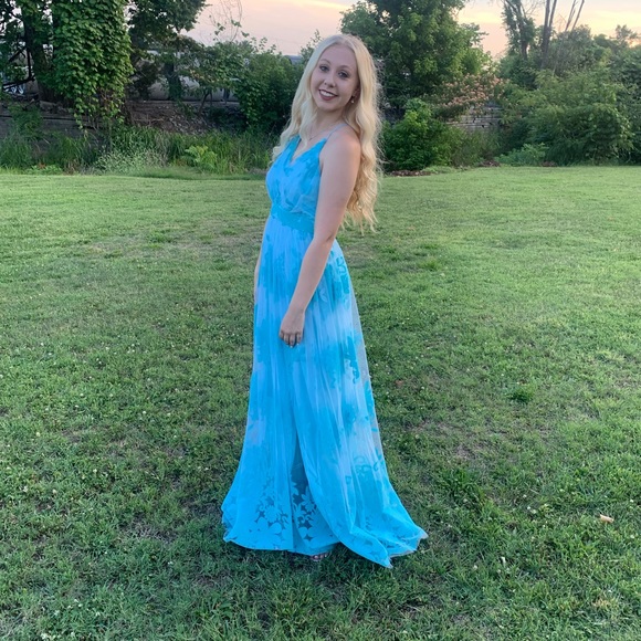 Profile Picture of Brianna Ragan (@brianna_amelia) on Poshmark