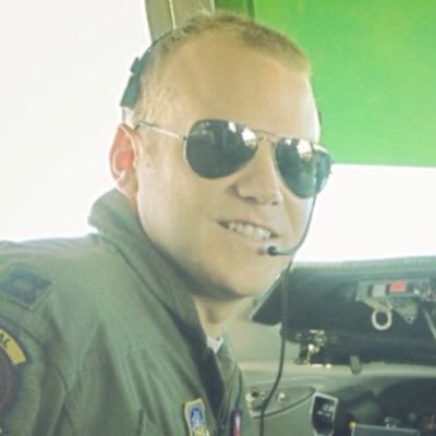 Profile Picture of Dan Helland (@usafa2007) on Twitter