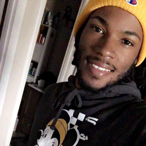 Profile Picture of Jae Williams (@jaesyxx050691) on Poshmark