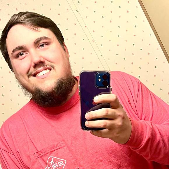 Profile Picture of Garrett Mitchell (@gm2575) on Poshmark