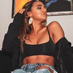 i z z y - Instagram Profile Picture of i z z y (@isabelcarolinaa__) on Instagram