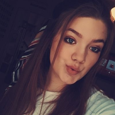 Profile Picture of Jenna Counts (@JennaCounts2) on Twitter