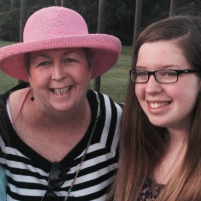 Profile Picture of Susan Molloy (@smolloy3) on Twitter