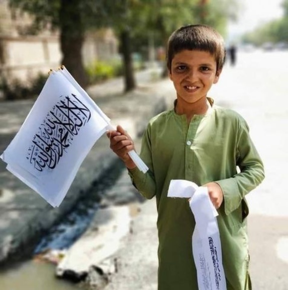 Profile Picture of Janana Lodin (@zarinalodin) on Poshmark