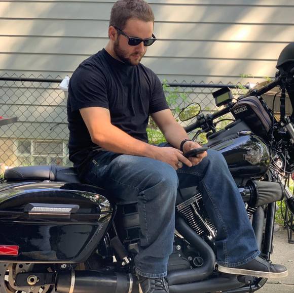 Nate Geschwender - Poshmark Profile Picture of Nate Geschwender (@ngeschwender) on Poshmark