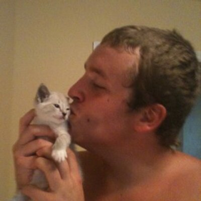 Profile Picture of James Turkey Betts (@turkemon) on Twitter