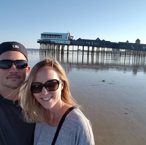 Profile Picture of Alan Howe (@alanhowe81) on Poshmark