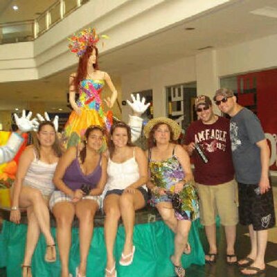 Profile Picture of Maria Eugenia (@MariaEMM2107) on Twitter