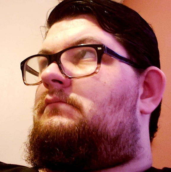 Profile Picture of Shad Holsinger (@shadholsinger) on Poshmark