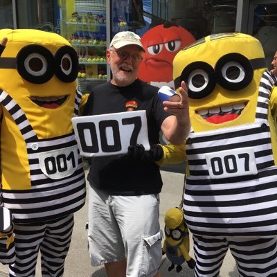 Profile Picture of Bob Hobson (@w205couple) on Twitter