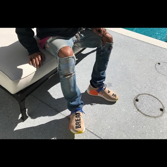 Profile Picture of Cameron Stoakley (@cameronstoakley) on Poshmark