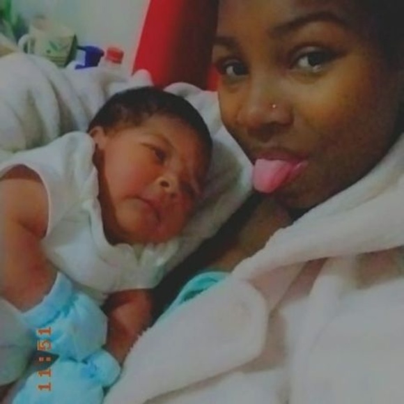 Lucia Rendon - Poshmark Profile Picture of Lucia Rendon (@luciarendon) on Poshmark