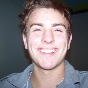 Profile Picture of Robert Elliott (@robertheartsbaker) on Myspace