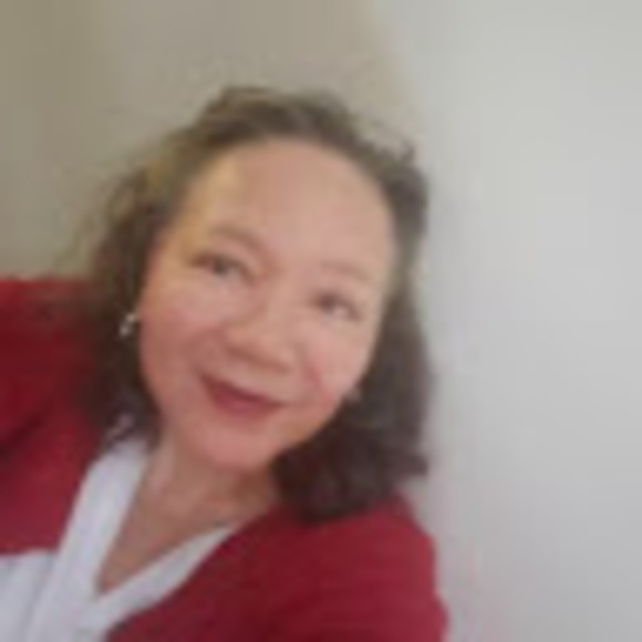 Profile Picture of Sharon Haley (@haleysm12) on Poshmark