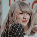 Profile Picture of carissa (@cj_swiftie) on Pinterest