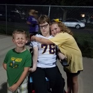 Profile Picture of Lori Rath (@LoriRath4) on Twitter