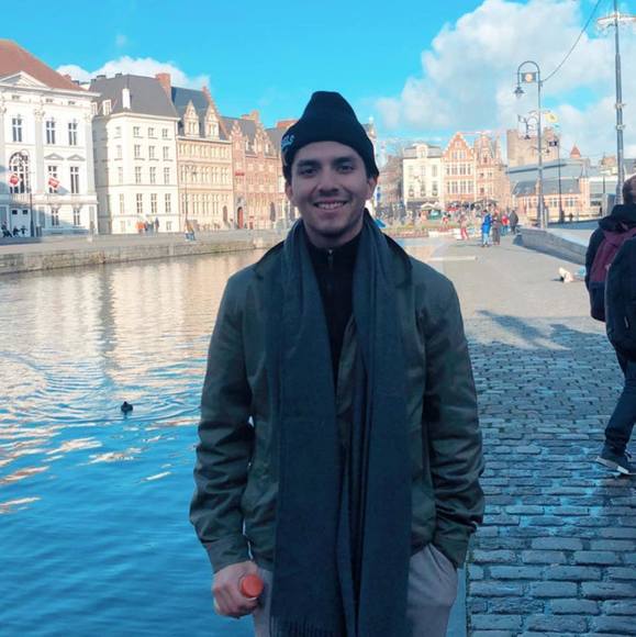 Profile Picture of Lorenzo Santilli (@lorenzosantilli) on Poshmark