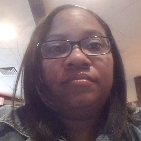 Profile Picture of Tonyelle Harris (@tonyelleh) on Poshmark