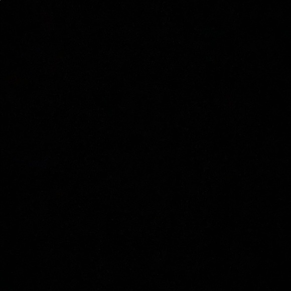 Profile Picture of Alexus Gonzales (@samanthaalexus) on Poshmark