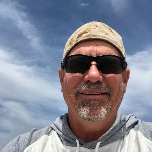 Profile Picture of Mike Harper (@harper6672) on Poshmark
