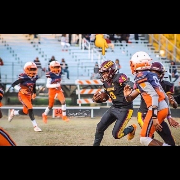 Profile Picture of Eric Byrd (@hunch00eb) on Poshmark