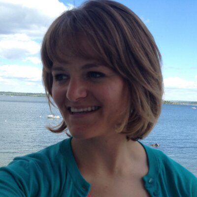 Profile Picture of Clara S (@ClaraSmart) on Twitter