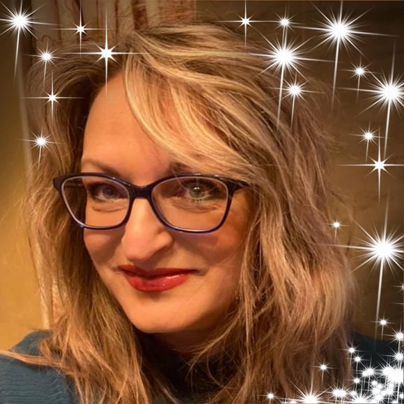 Cerena Levene - Poshmark Profile Picture of Cerena Levene (@cerenalevene) on Poshmark