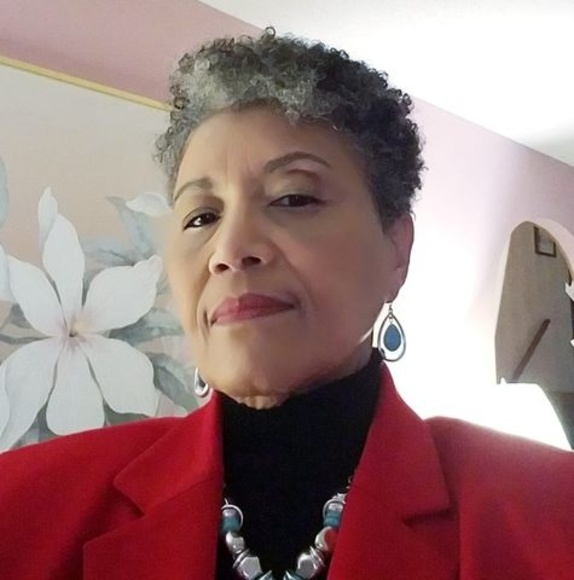 Profile Picture of Cassondra Smith (@cassondrasmi562) on Poshmark