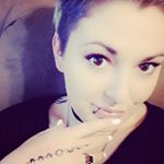 Julianne Davison - Instagram Profile Picture of Julianne Davison (@julesblacktulip) on Instagram