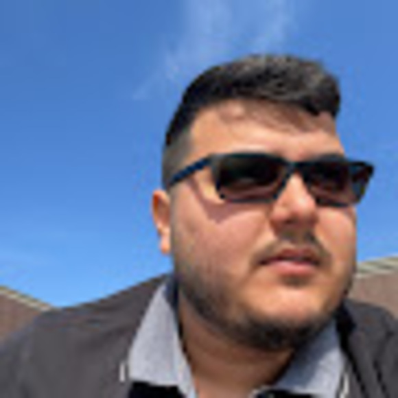 Profile Picture of Hasan Baydoun (@hasanbaydoun) on Poshmark