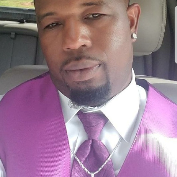 Profile Picture of Bryan Harrison (@hotboybryan) on Poshmark