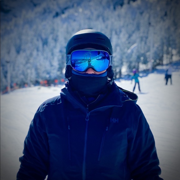 Profile Picture of Mario Gamboa (@mariocoga) on Poshmark