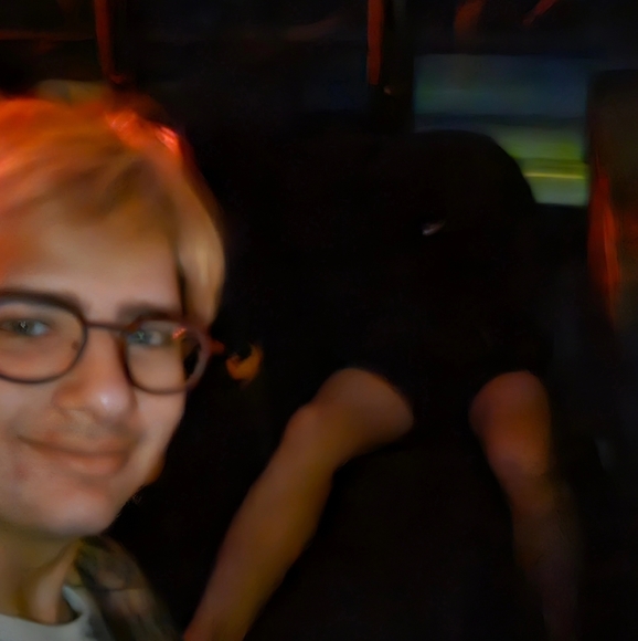 Profile Picture of Alana Schwamberger (@m_schwaberber) on Poshmark