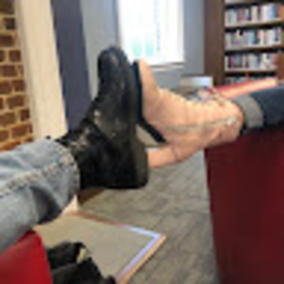 Profile Picture of Ayla Ebers (@aceofdiamonds_) on Poshmark