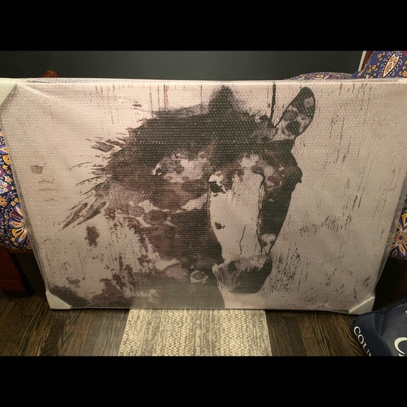 Profile Picture of Josephine Ciro (@jciro331) on Poshmark