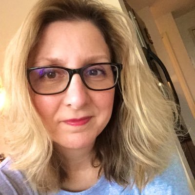 Profile Picture of Lori Collado (@LoriCollado) on Twitter