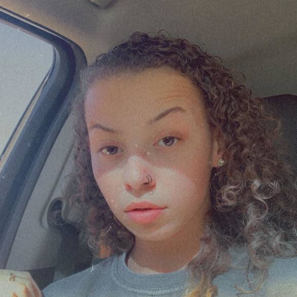 Profile Picture of Kachina Wilson (@kachinawilson) on Poshmark