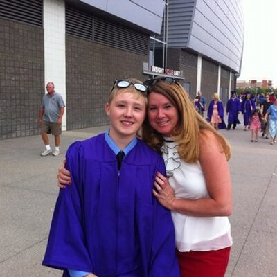 Profile Picture of Jamie Coble (@mangosorbert) on Twitter