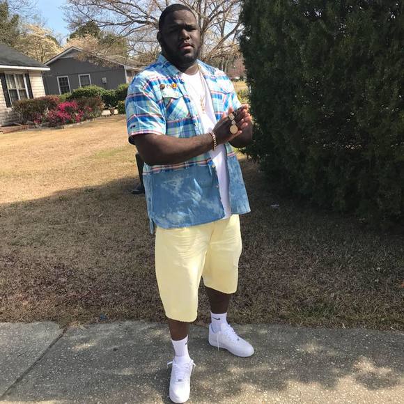 Profile Picture of James Allen (@jamesallen1267) on Poshmark