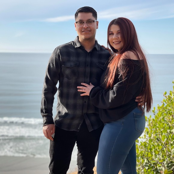 Profile Picture of Isabella Ballesteros (@isabellaballest) on Poshmark