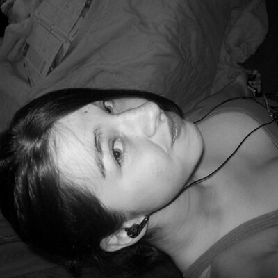 Profile Picture of Rebecca Litton (@@XxReBeCcA13Xx) on Twitter