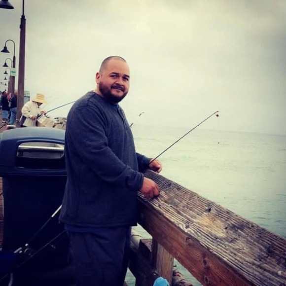 Profile Picture of Alejandro Oregel (@alejandrooregel) on Poshmark