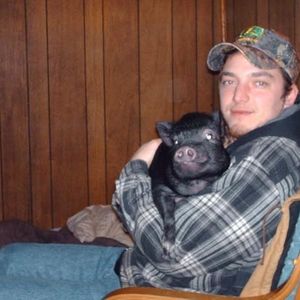 Profile Picture of Victor Malloy (@vejay_24) on Myspace