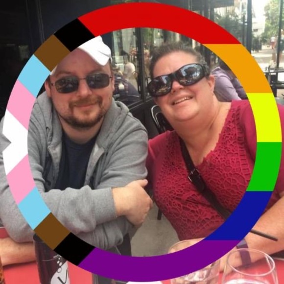 Profile Picture of Carye Chapman (@caryebear) on Poshmark