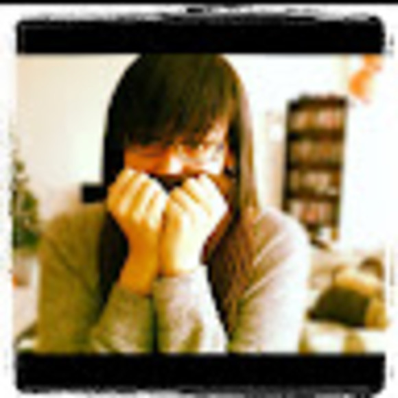 Profile Picture of Andi L (@kinkey) on Poshmark