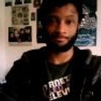 Profile Picture of Robert Searcey (@Dimple_bNn) on Twitter