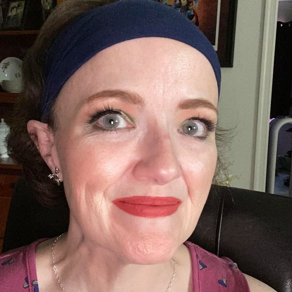 Profile Picture of Lenora Rinella (@blessednana74) on Poshmark