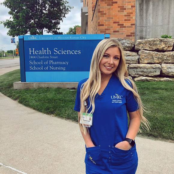 Profile Picture of Bree Shrable (@bree_shrable) on Poshmark