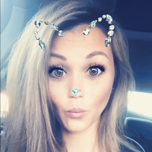 Profile Picture of Jess Dunphy (@jdunphy85) on Poshmark